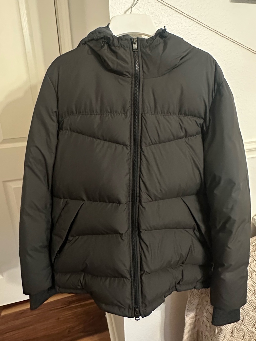 Banana Republic Black Hooded Puffer Jacket